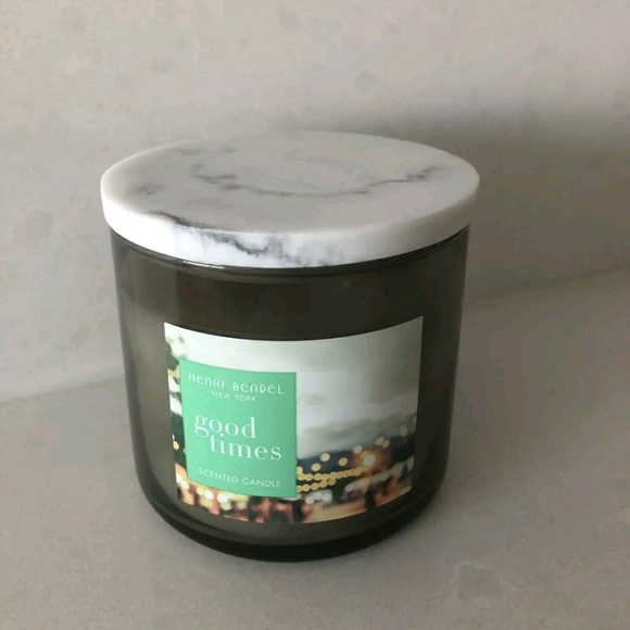 Good Times Henri Bendel Luxury Candle - Picture 3 of 5